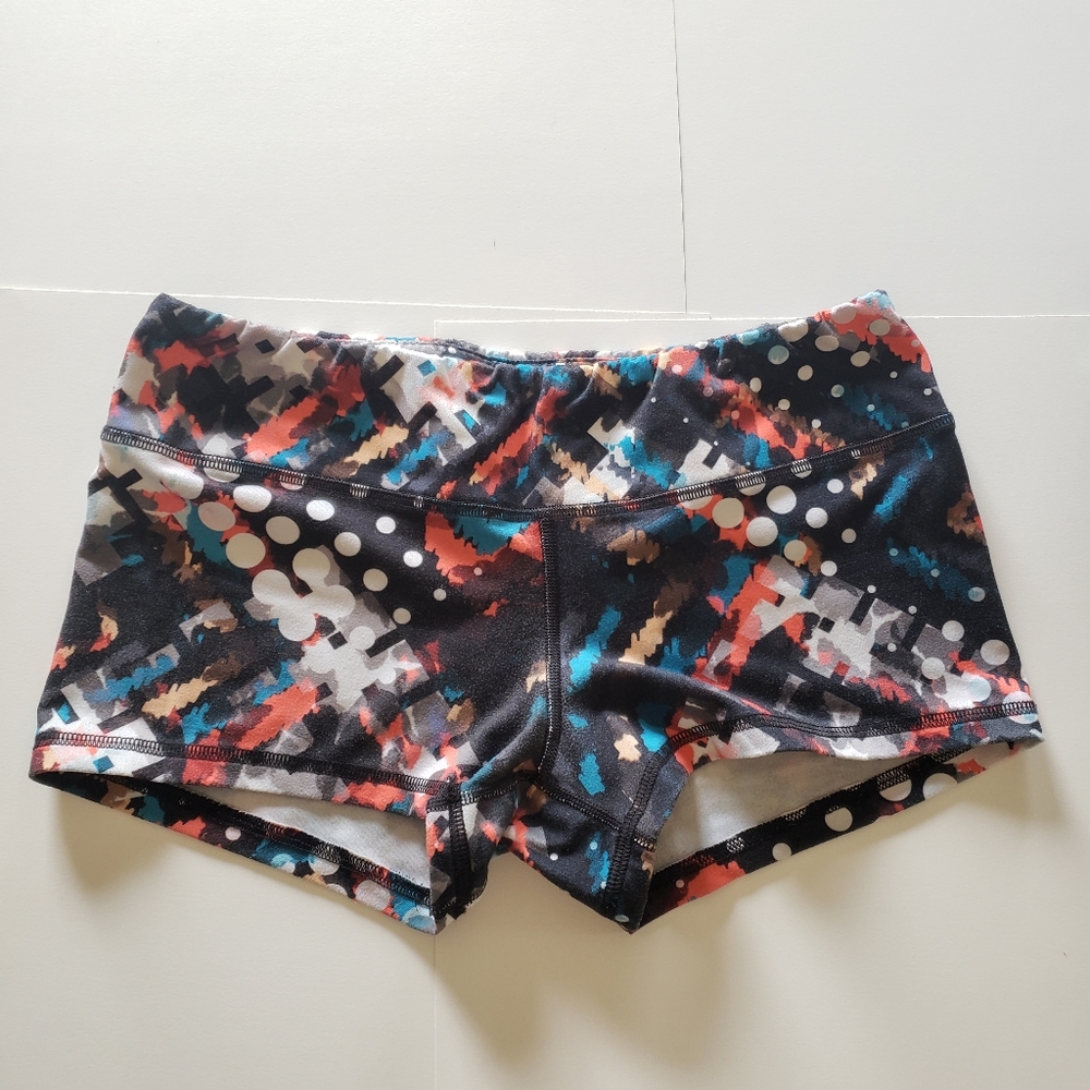Fleo Shorts